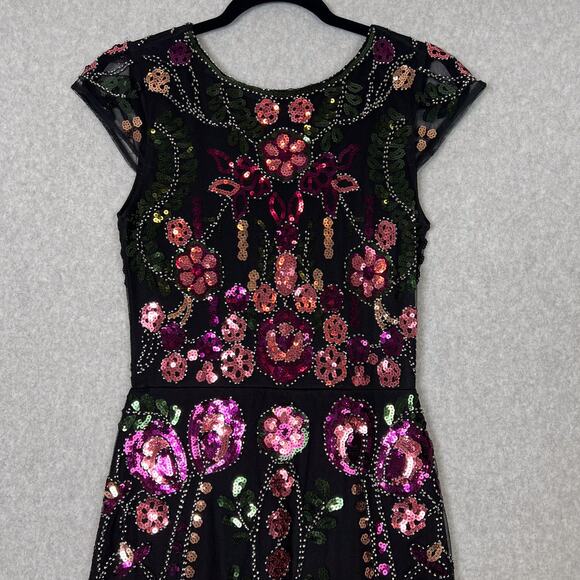 Lulus Black Era of Opulence Burgundy Sequin Cap Sleeve Maxi Dress Size Small - Picture 4 of 13